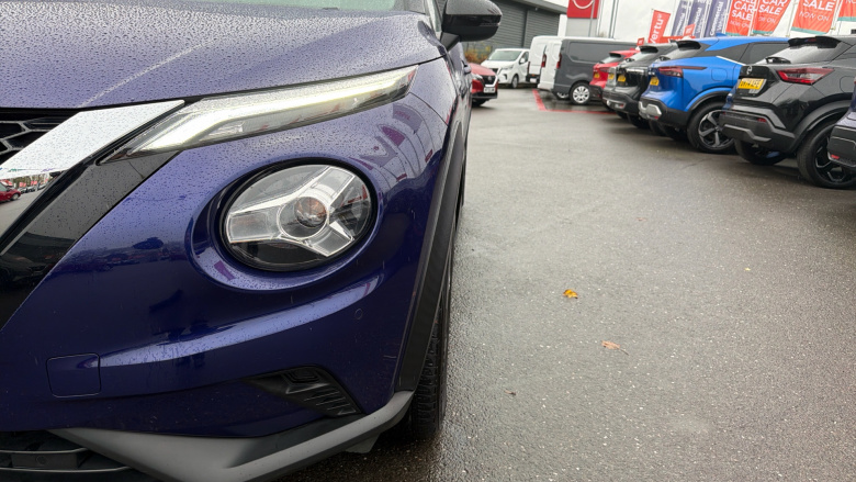 Nissan Juke 1.0 DiG-T 114 N-Connecta 5dr Petrol Hatchback